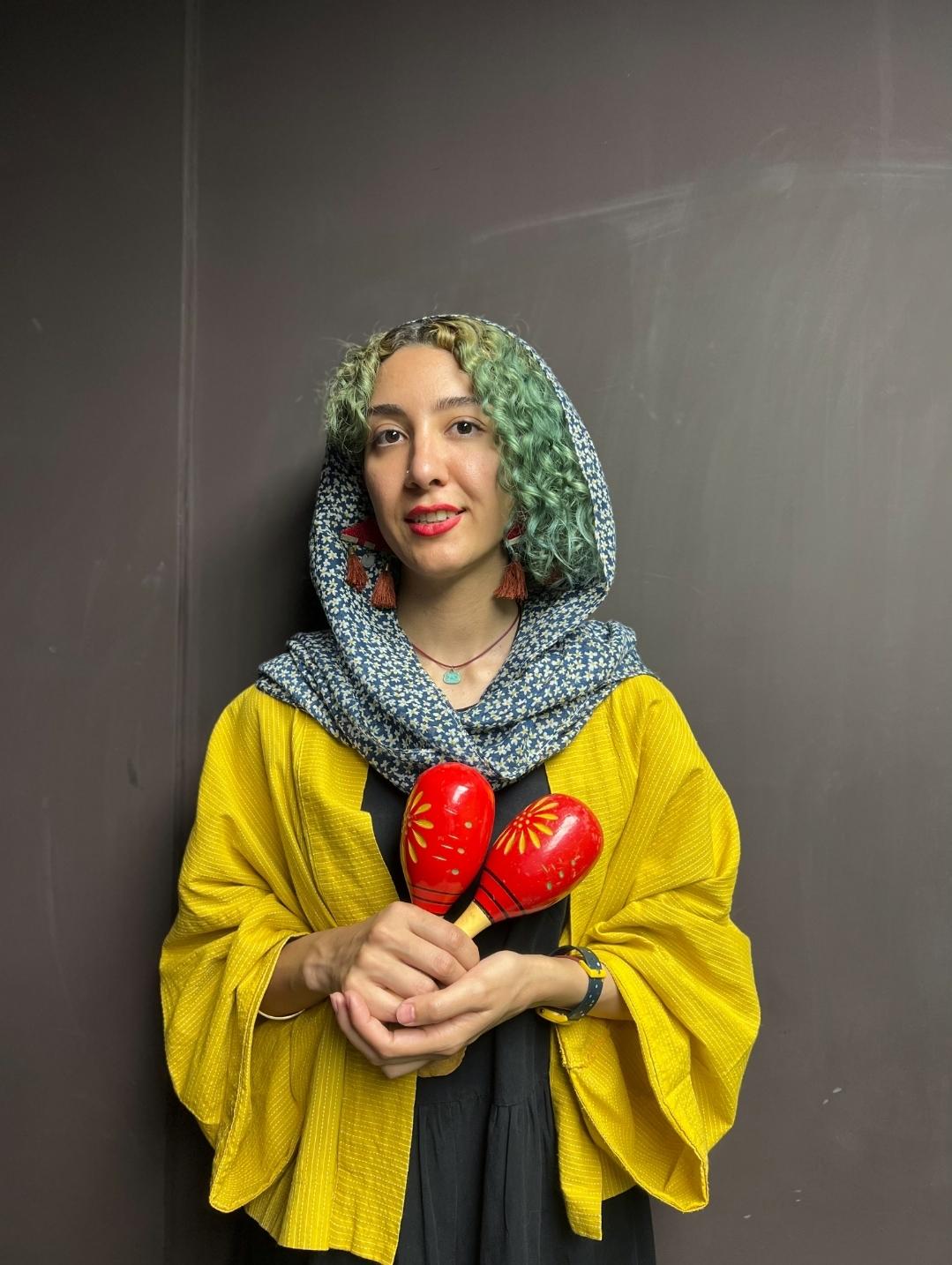 سارا اخطاری
